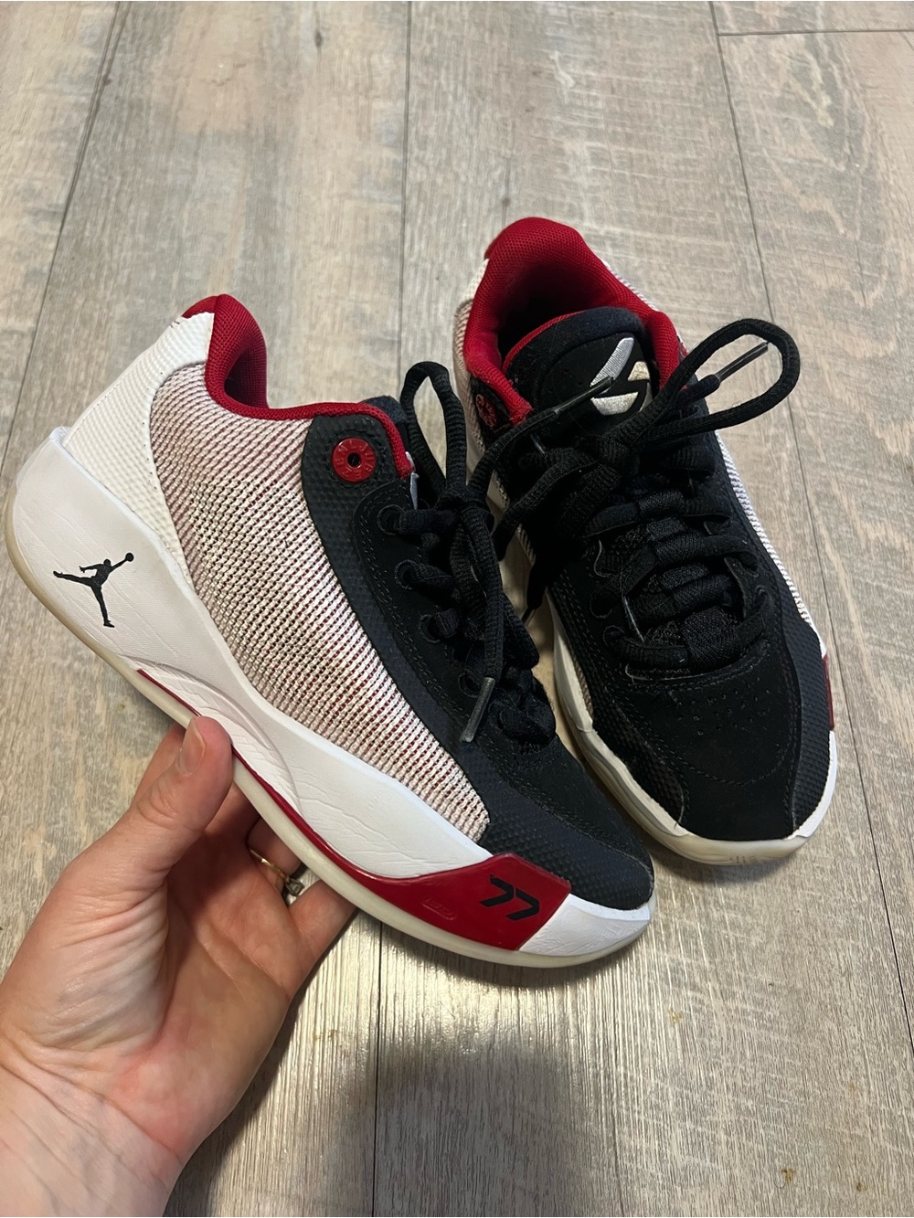 Air Jordan Luka 77 White Black Fire Red (GS) Big Kids Size 3.5 Youth